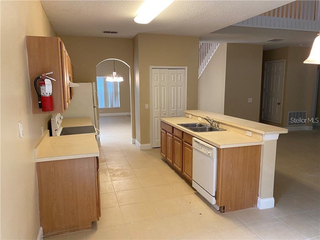 Image 2 of 9 For 1217 Winding Willow Court