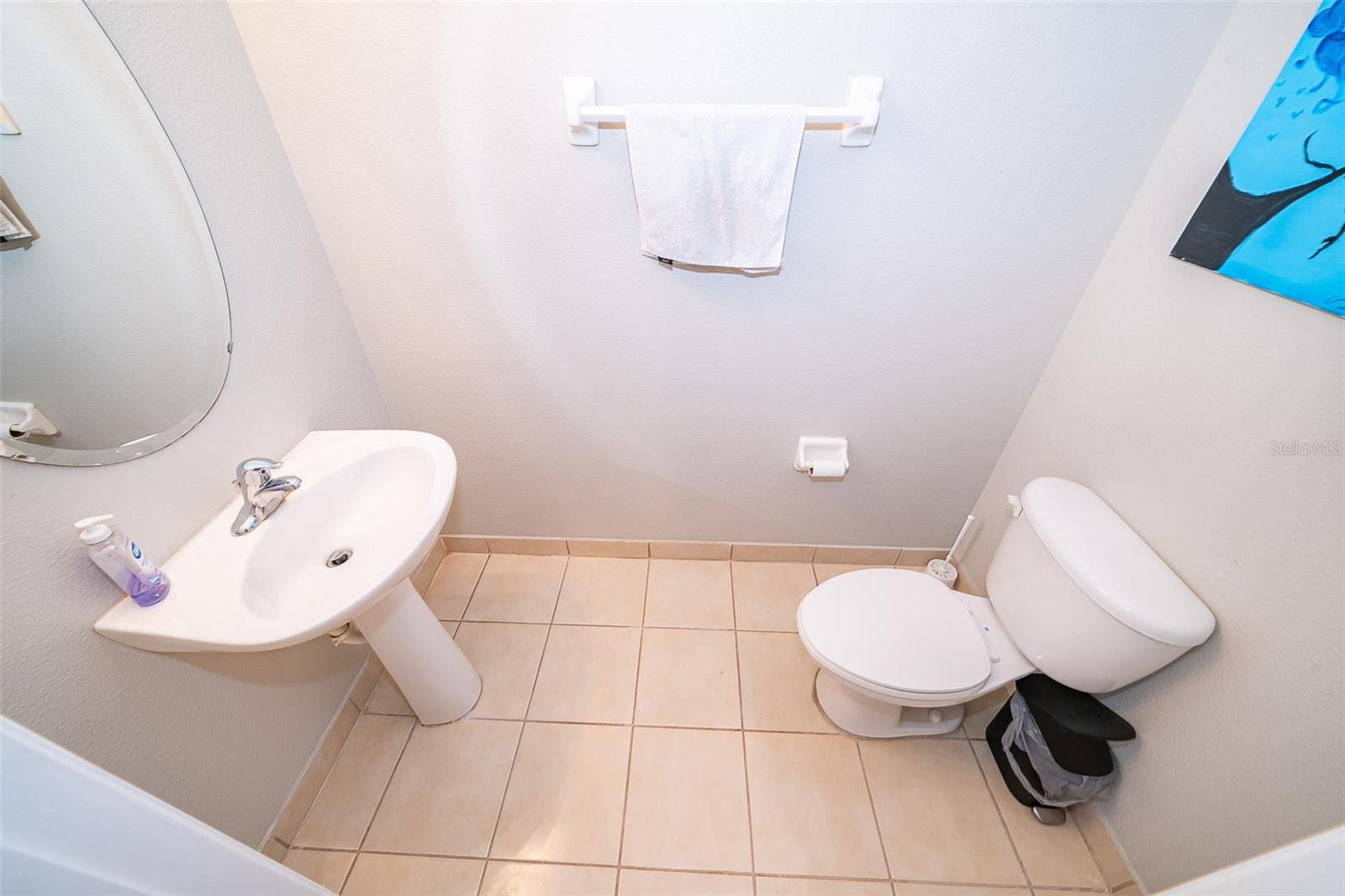 Image 15 of 27 For 10124 Regent Square Drive 206