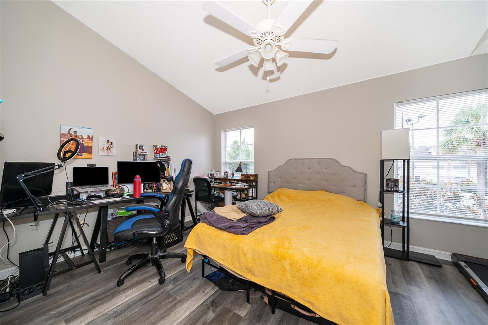Image 18 of 27 For 10124 Regent Square Drive 206