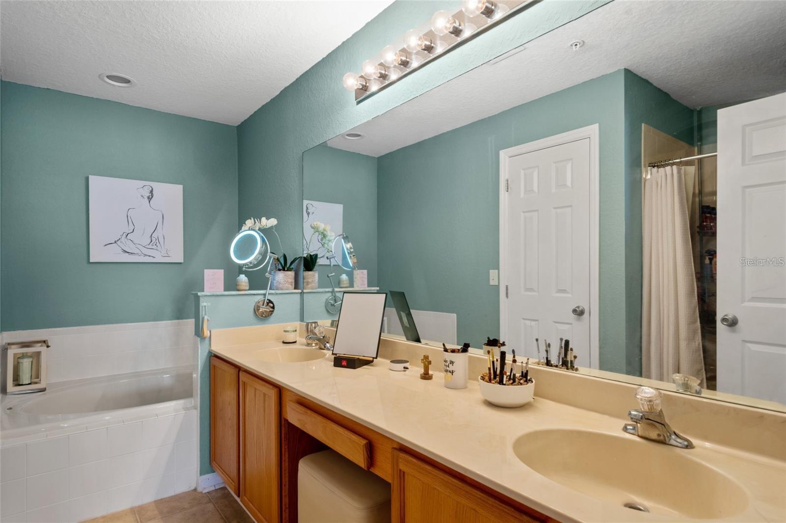 Image 11 of 24 For 2911 Wentworth Lane