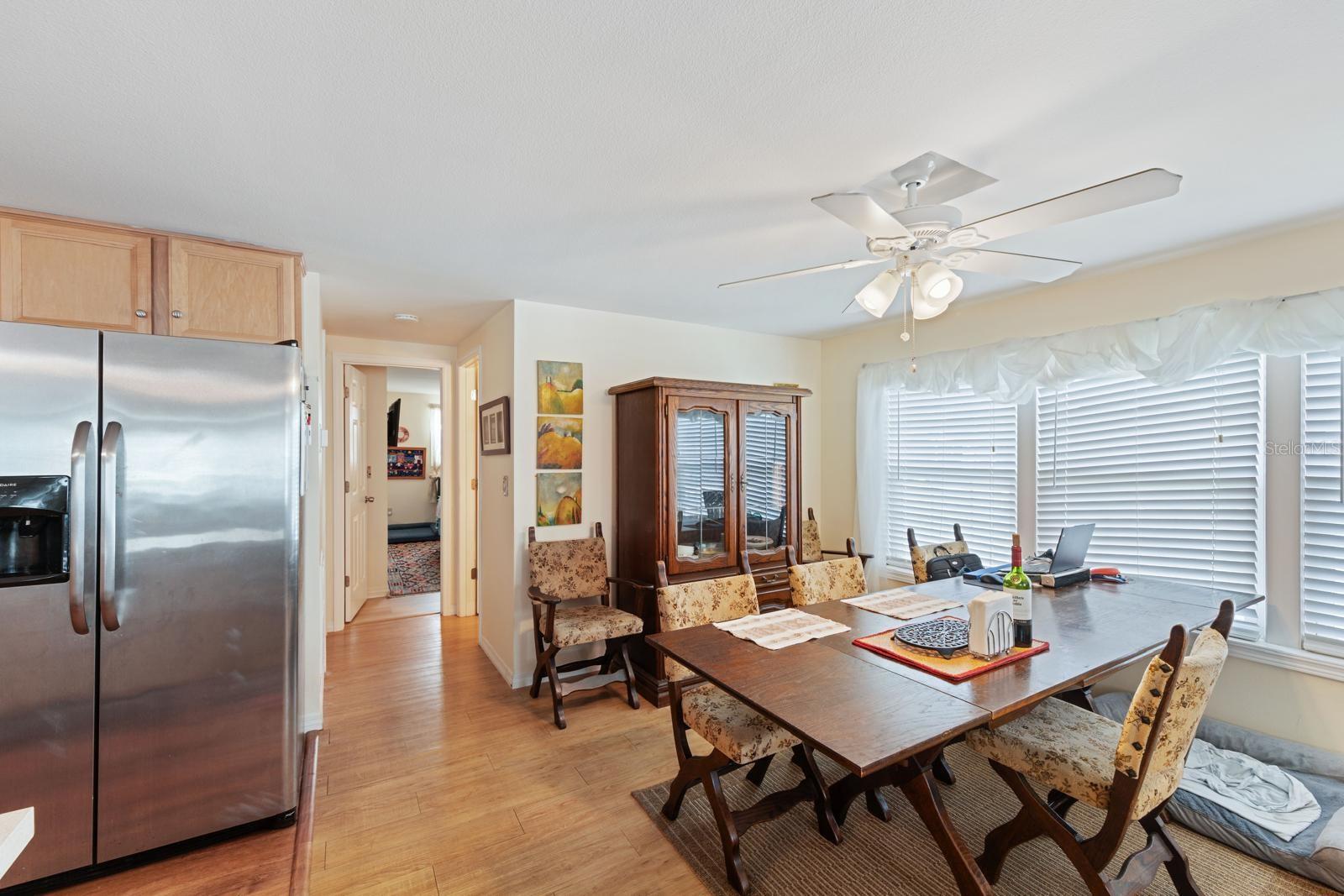 Image 6 of 10 For 4906 Sea Island Avenue