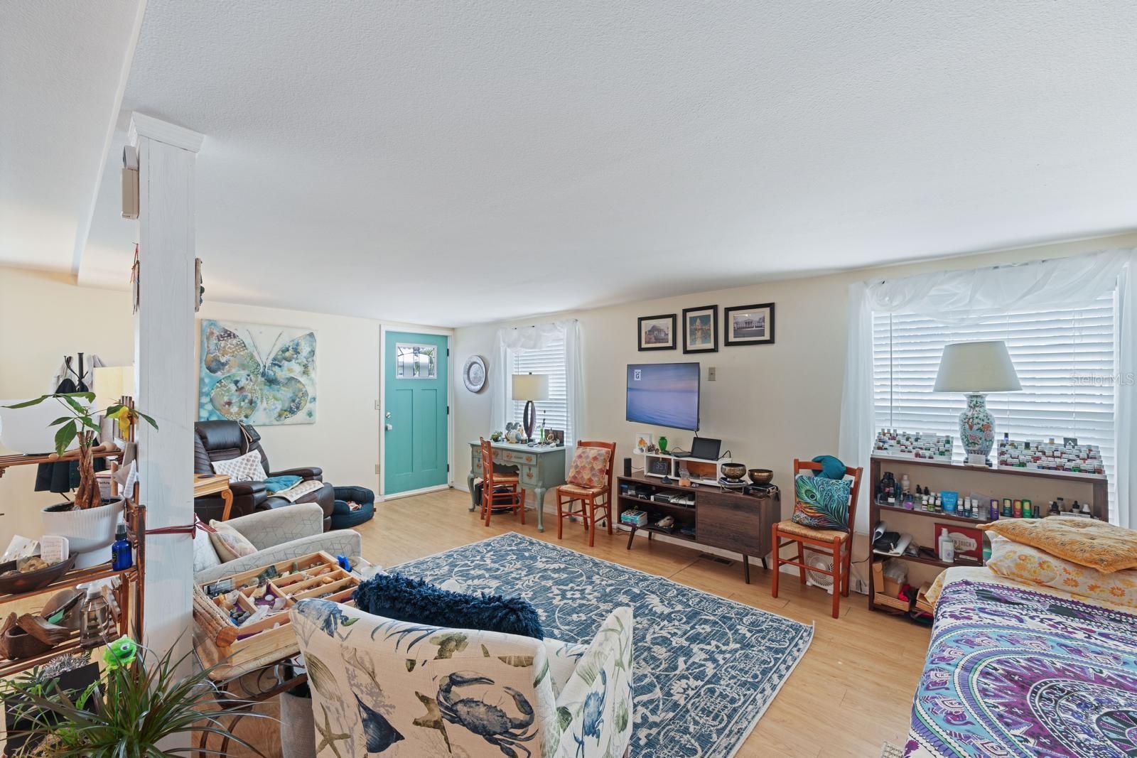 Image 9 of 10 For 4906 Sea Island Avenue