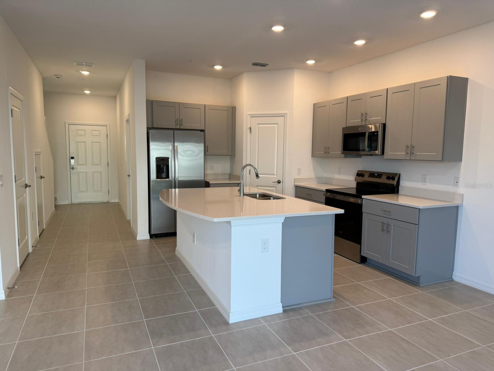 Image 5 of 18 For 5040 Spangle Drive