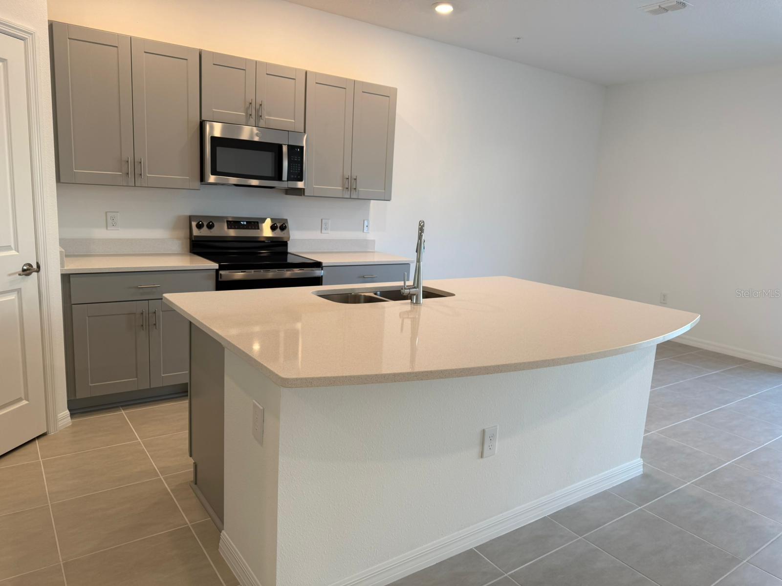 Image 7 of 18 For 5040 Spangle Drive