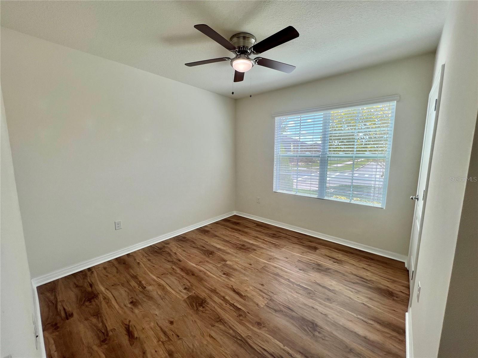 Image 13 of 46 For 1512 Diamond Loop Drive