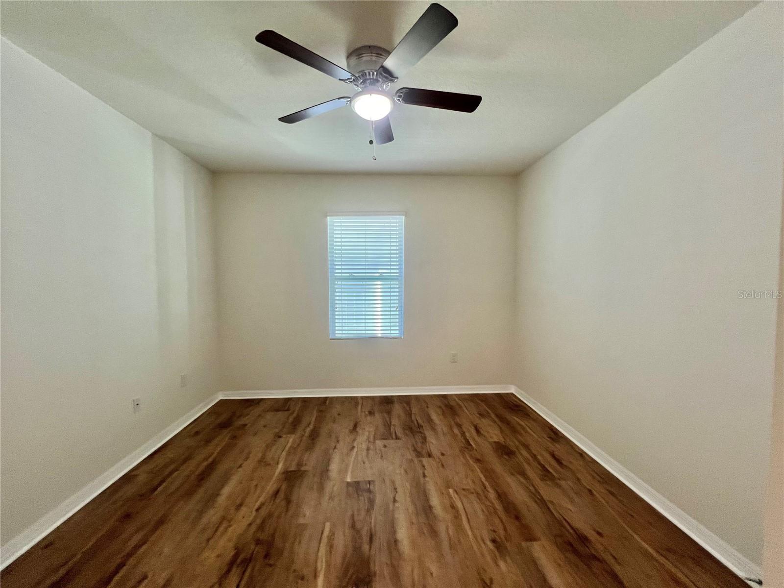 Image 15 of 46 For 1512 Diamond Loop Drive