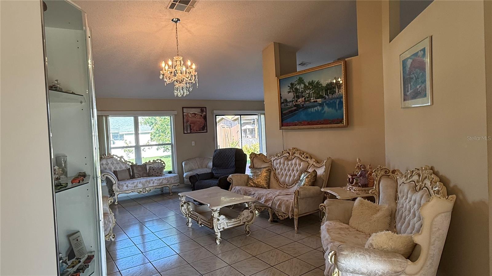 Image 13 of 43 For 2839 Pampas Court