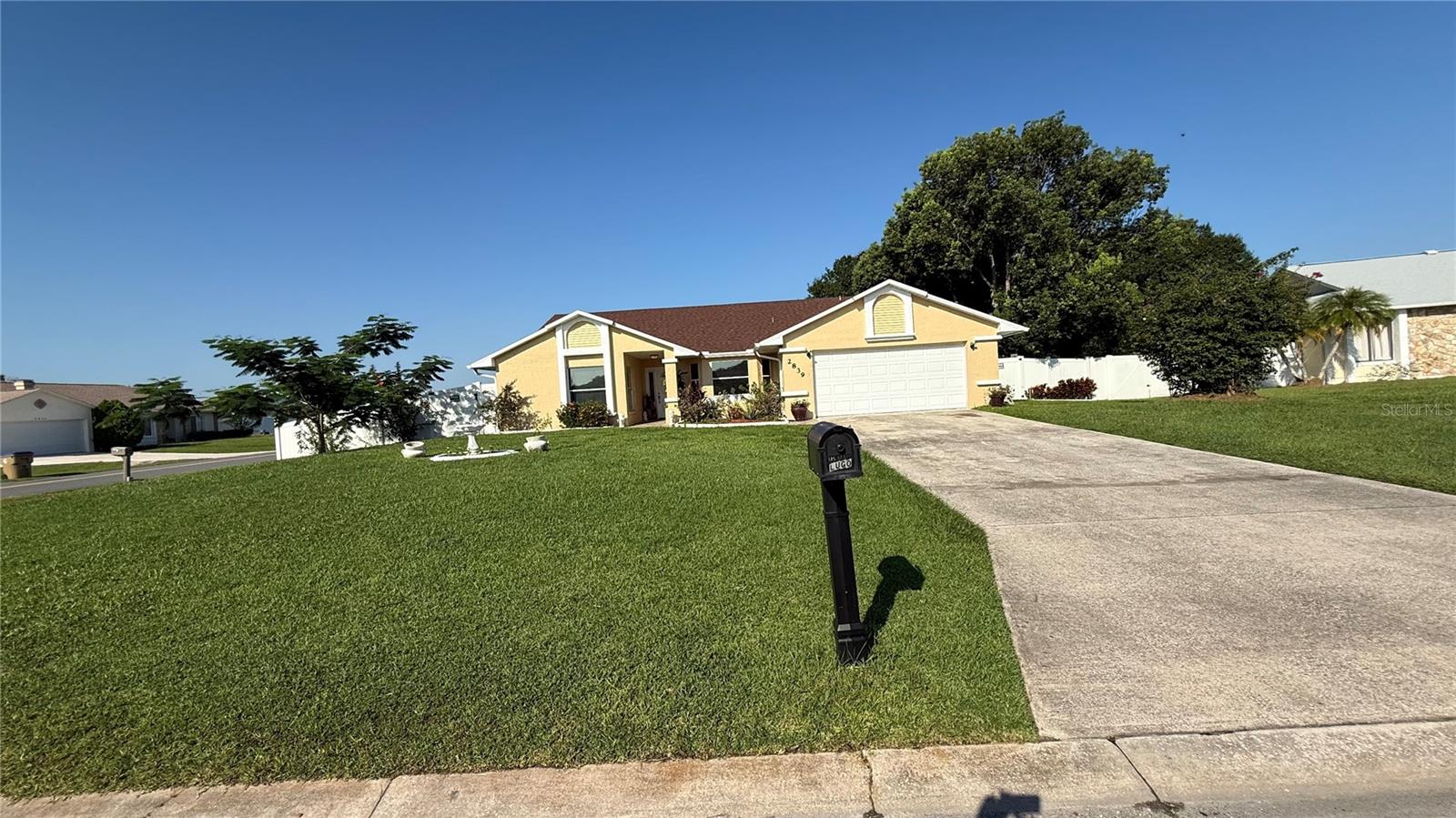 Image 2 of 43 For 2839 Pampas Court