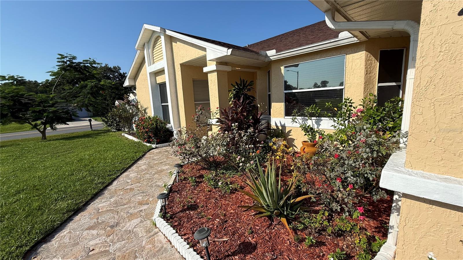 Image 4 of 43 For 2839 Pampas Court