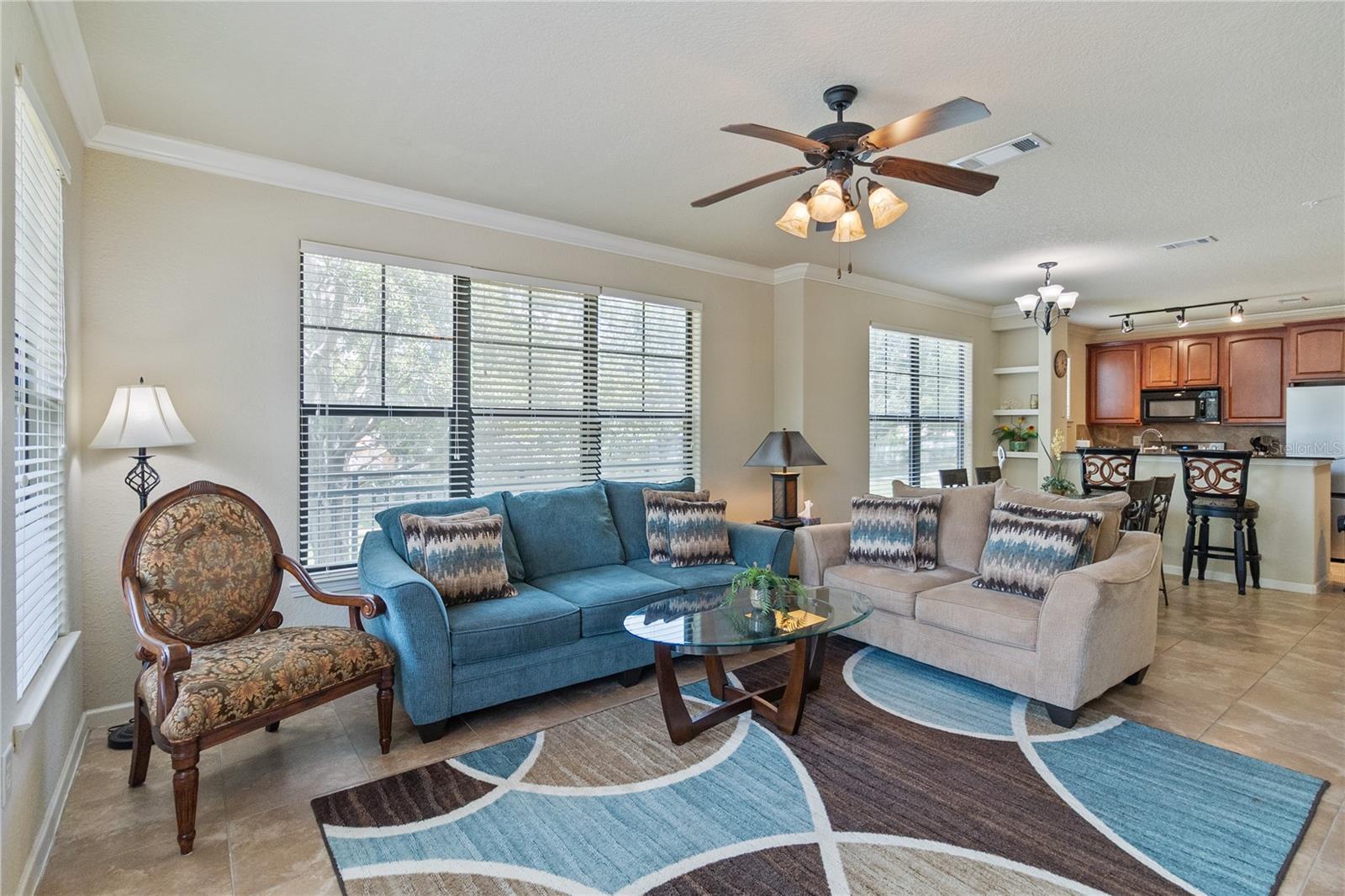 Image 9 of 24 For 901 Charo Parkway 723