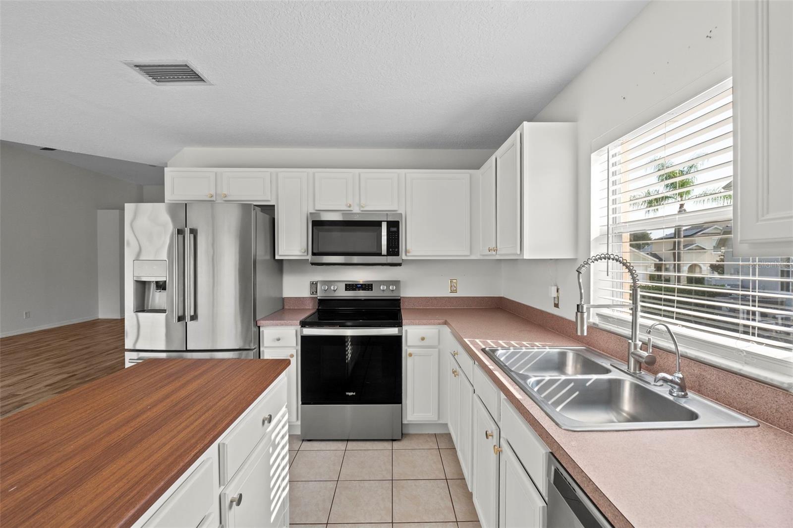 Image 12 of 65 For 634 Montara Drive