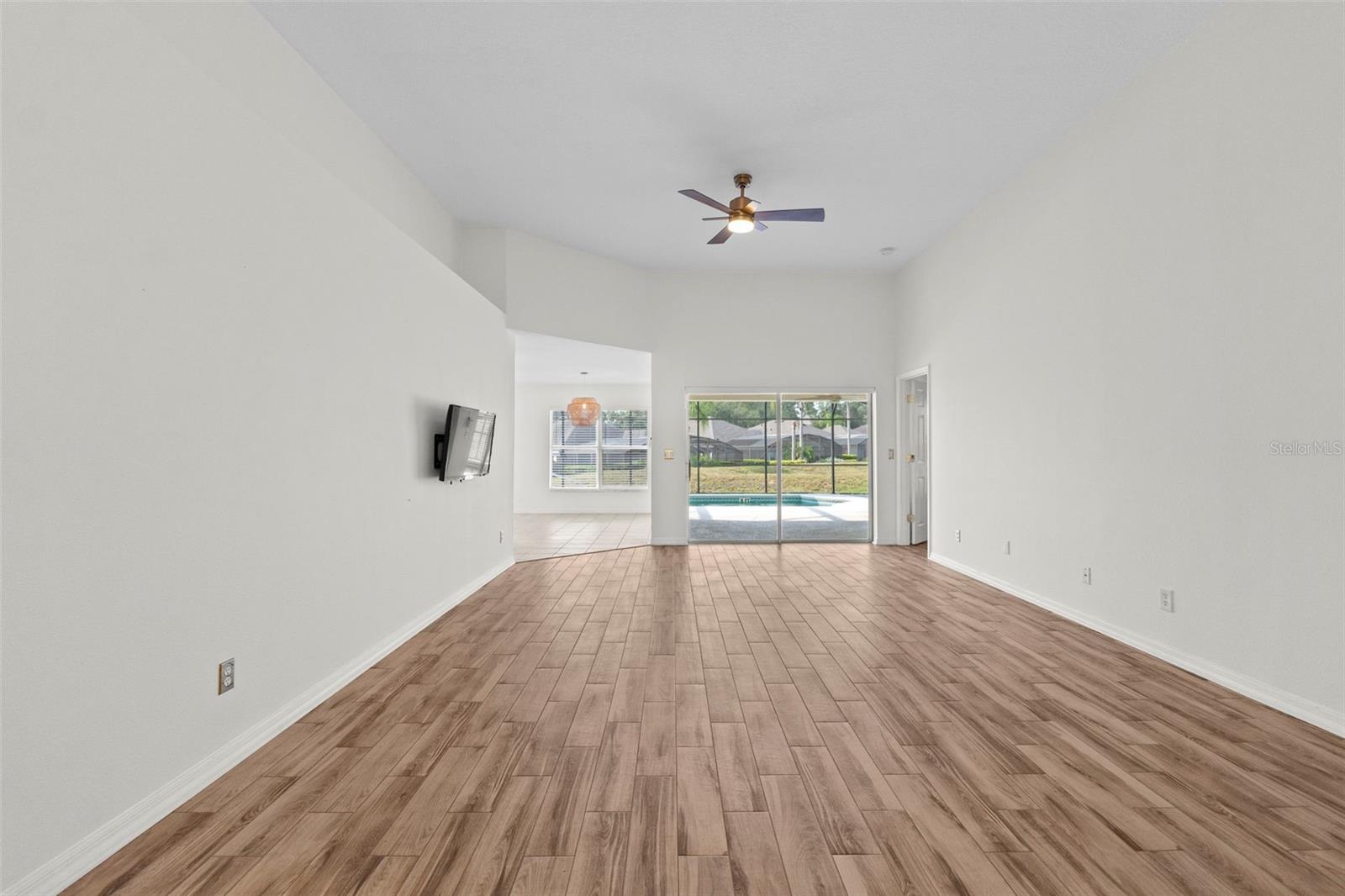Image 16 of 65 For 634 Montara Drive