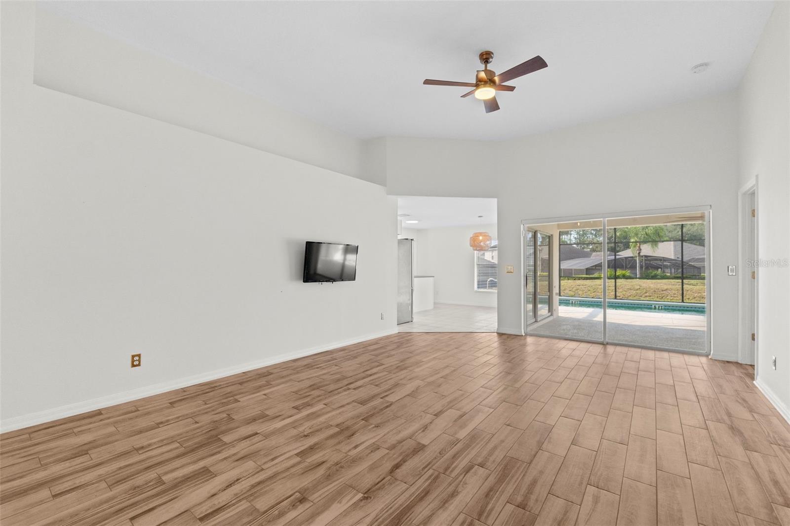 Image 19 of 65 For 634 Montara Drive