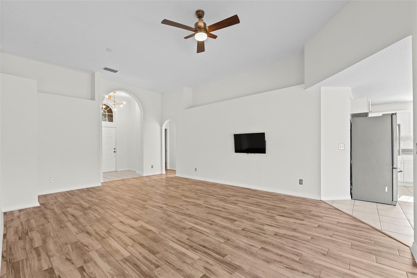 Image 20 of 65 For 634 Montara Drive