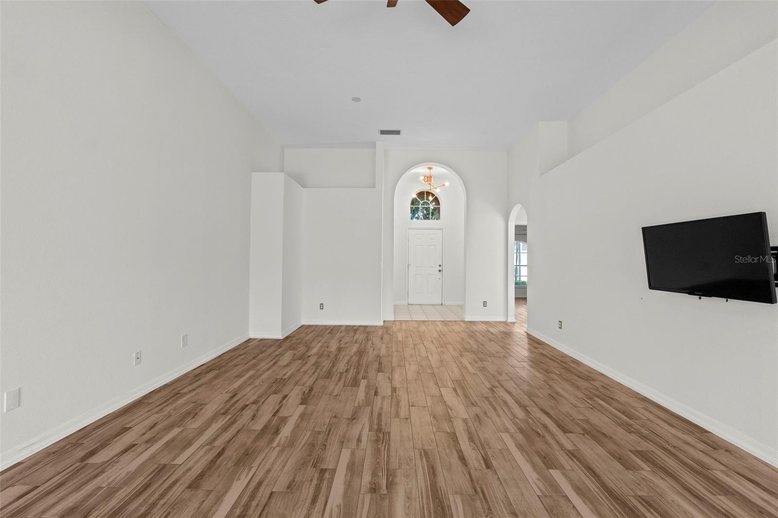Image 22 of 65 For 634 Montara Drive
