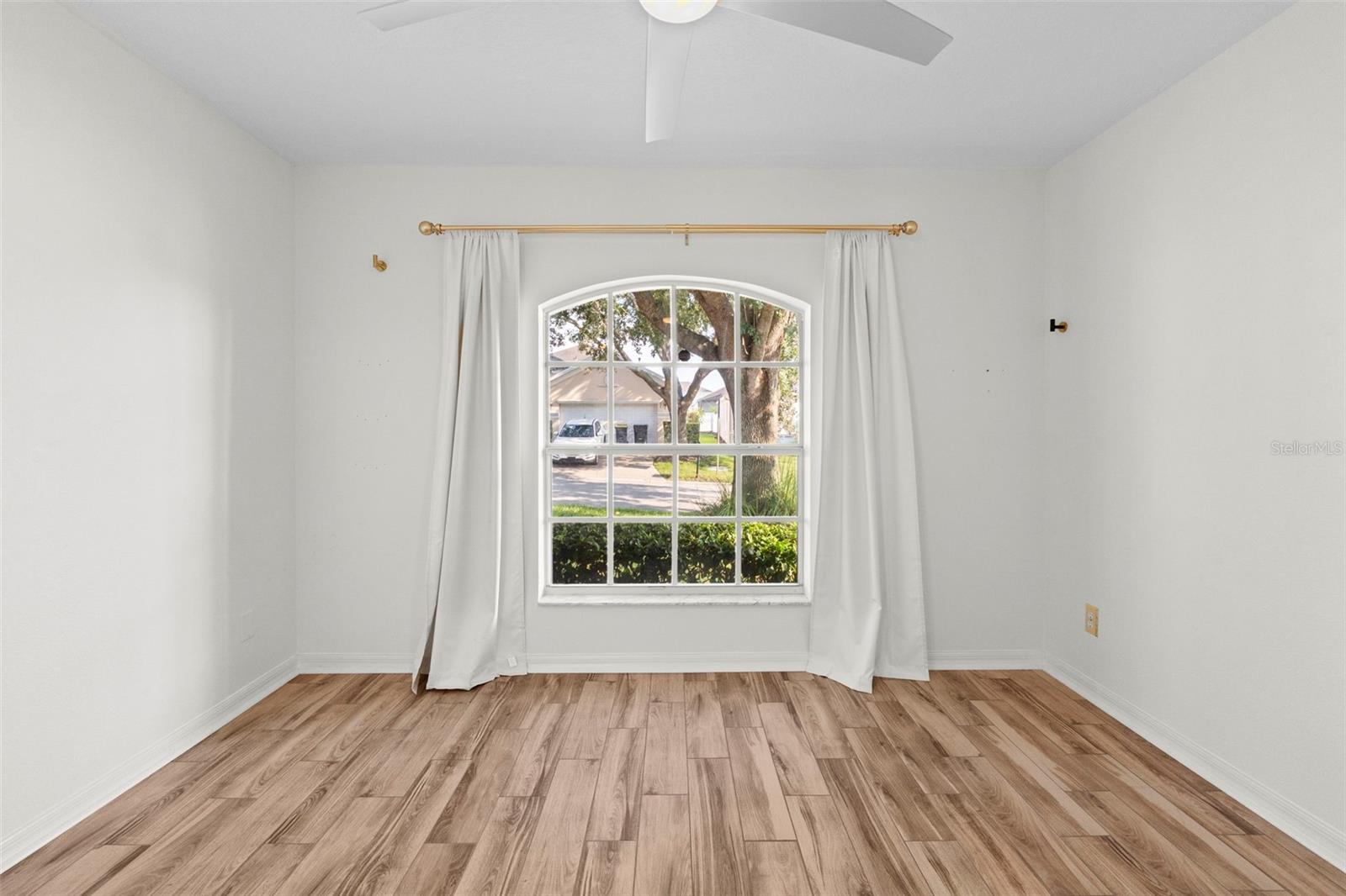 Image 32 of 65 For 634 Montara Drive