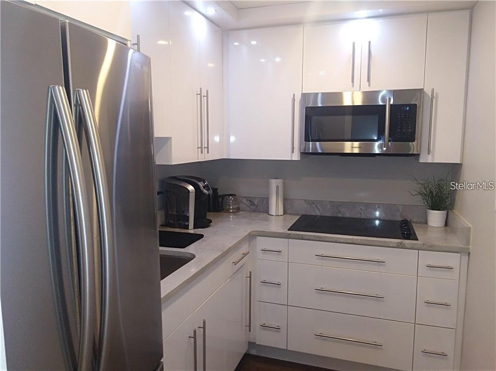 Image 4 of 6 For 241 Ruby Avenue 211