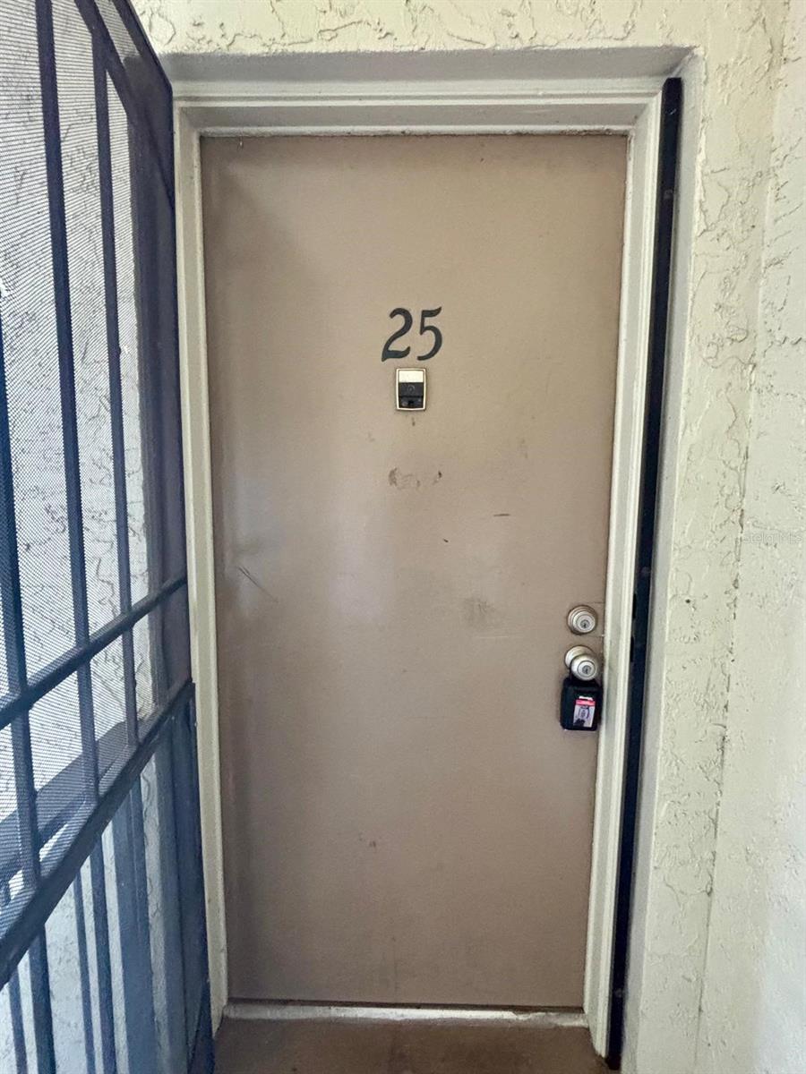 Image 22 of 47 For 3250 Semoran Boulevard 2