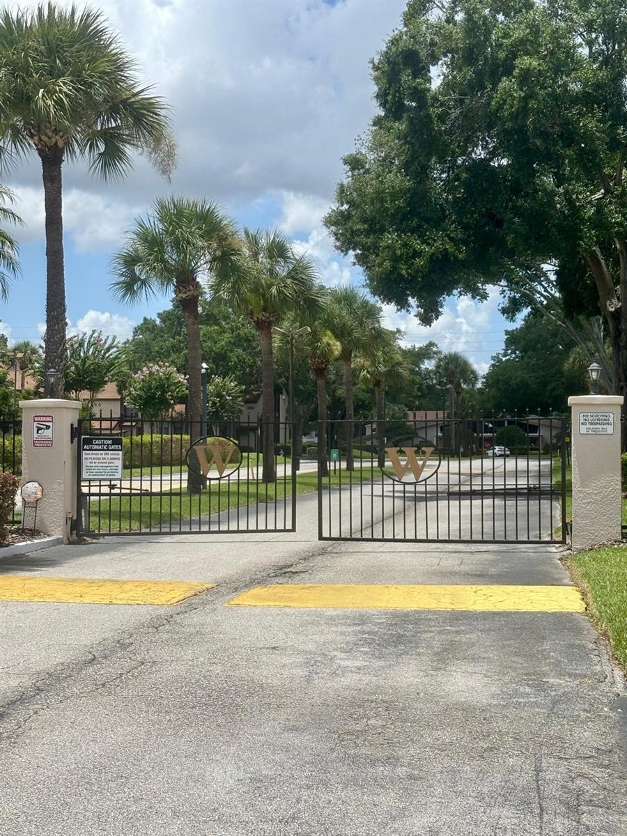 Image 3 of 47 For 3250 Semoran Boulevard 2