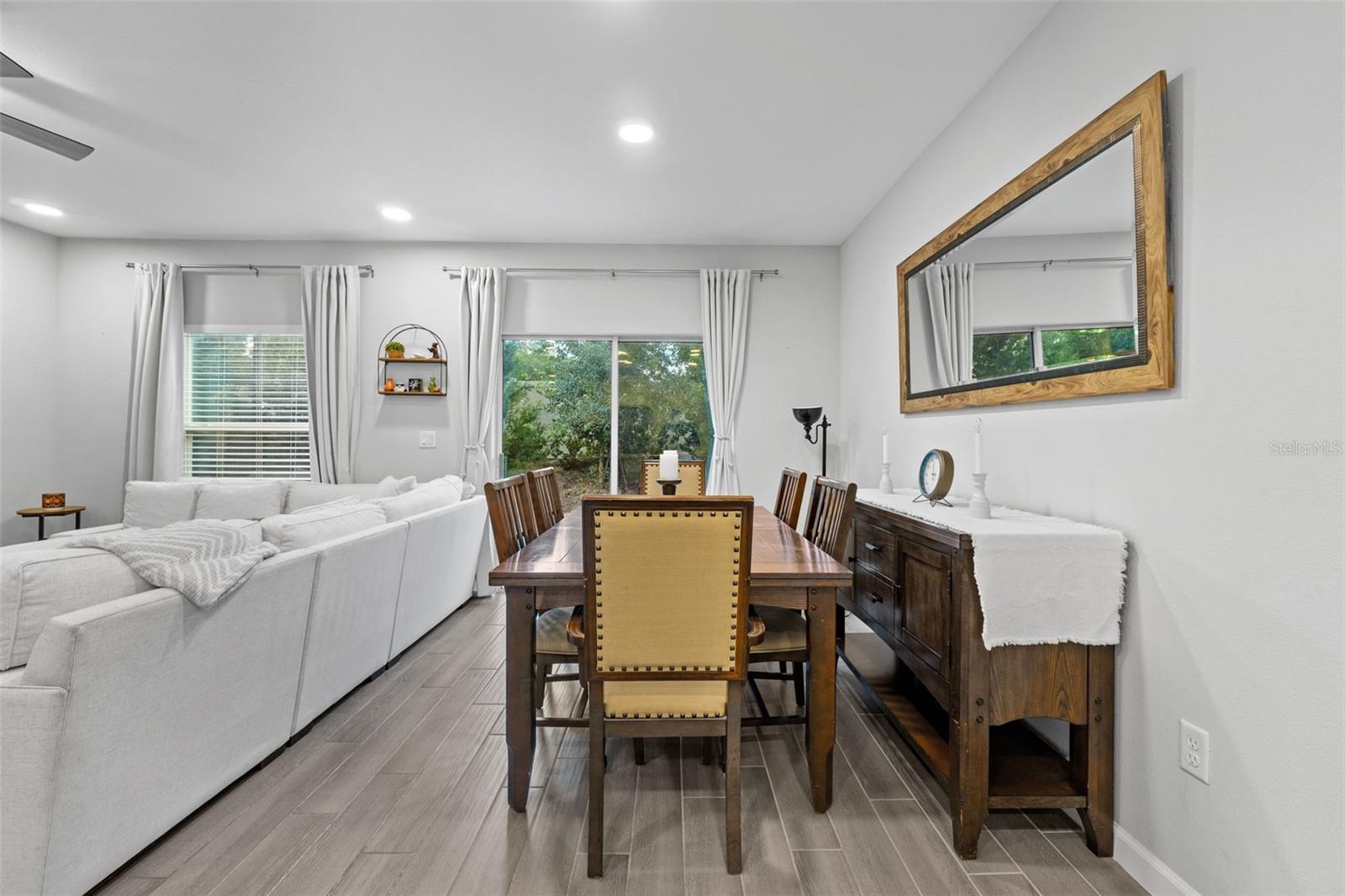 Image 11 of 52 For 3137 Riverboat Way
