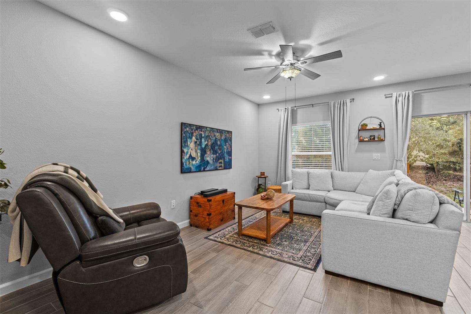 Image 12 of 52 For 3137 Riverboat Way