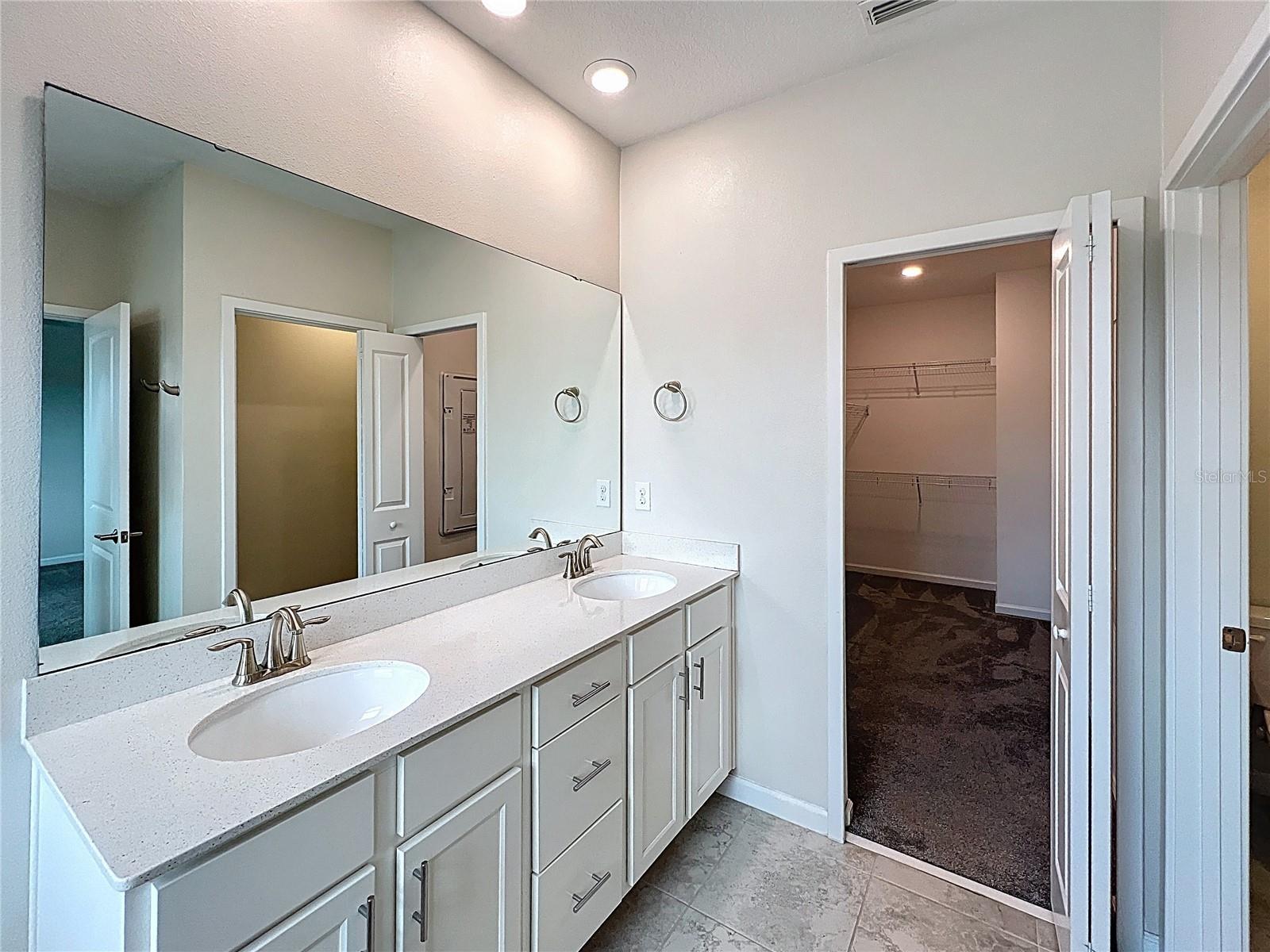 Image 15 of 34 For 9131 Tecumseh Drive