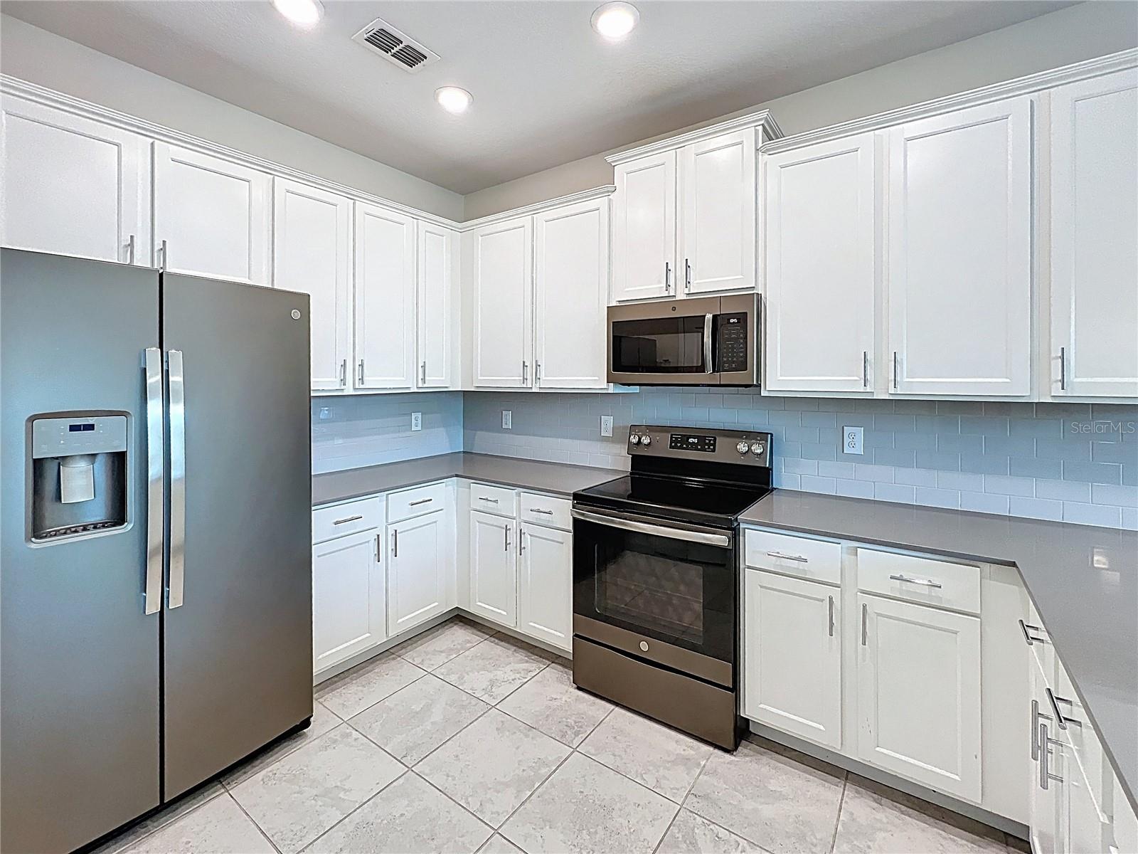 Image 4 of 34 For 9131 Tecumseh Drive