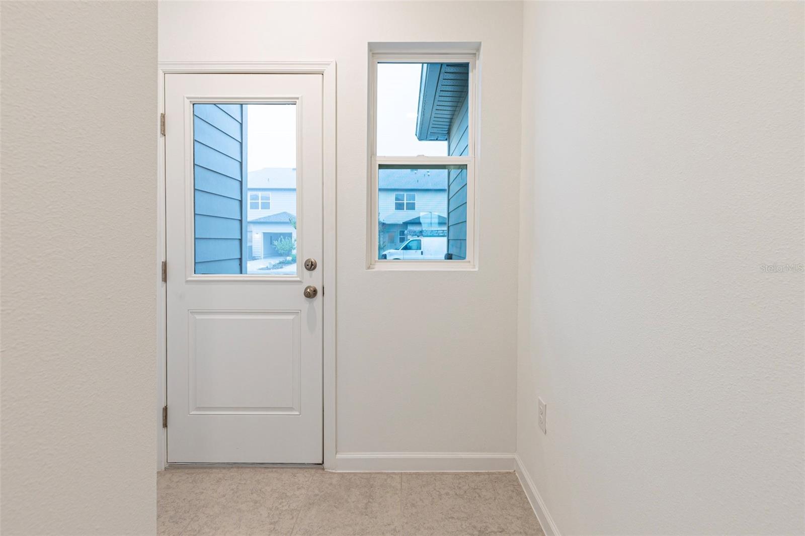 Image 17 of 21 For 373 Grand Pine Lane