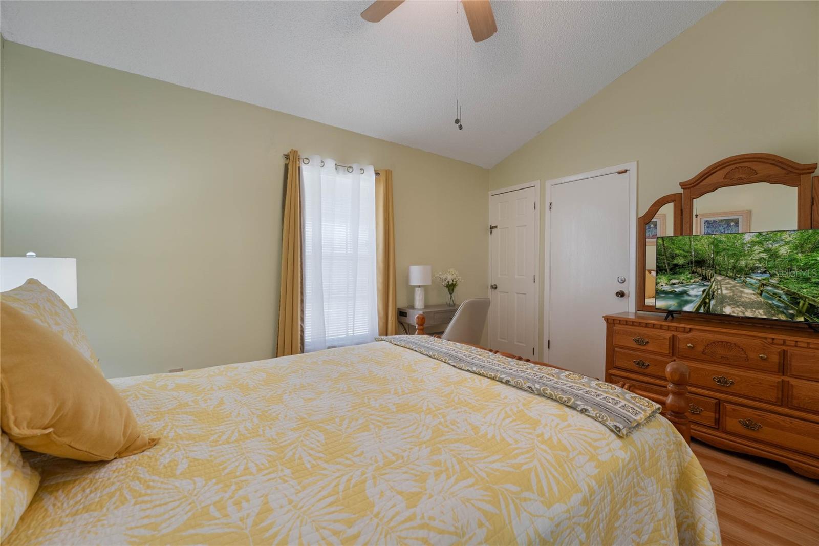 Image 16 of 23 For 409 Murphy Road