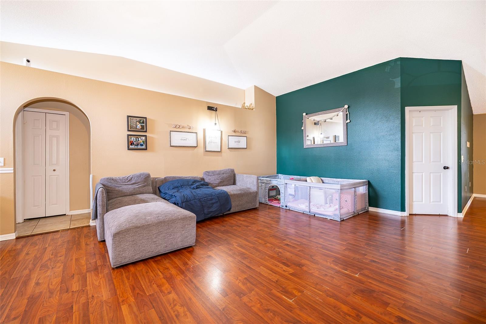 Image 7 of 26 For 6304 Boyer Street