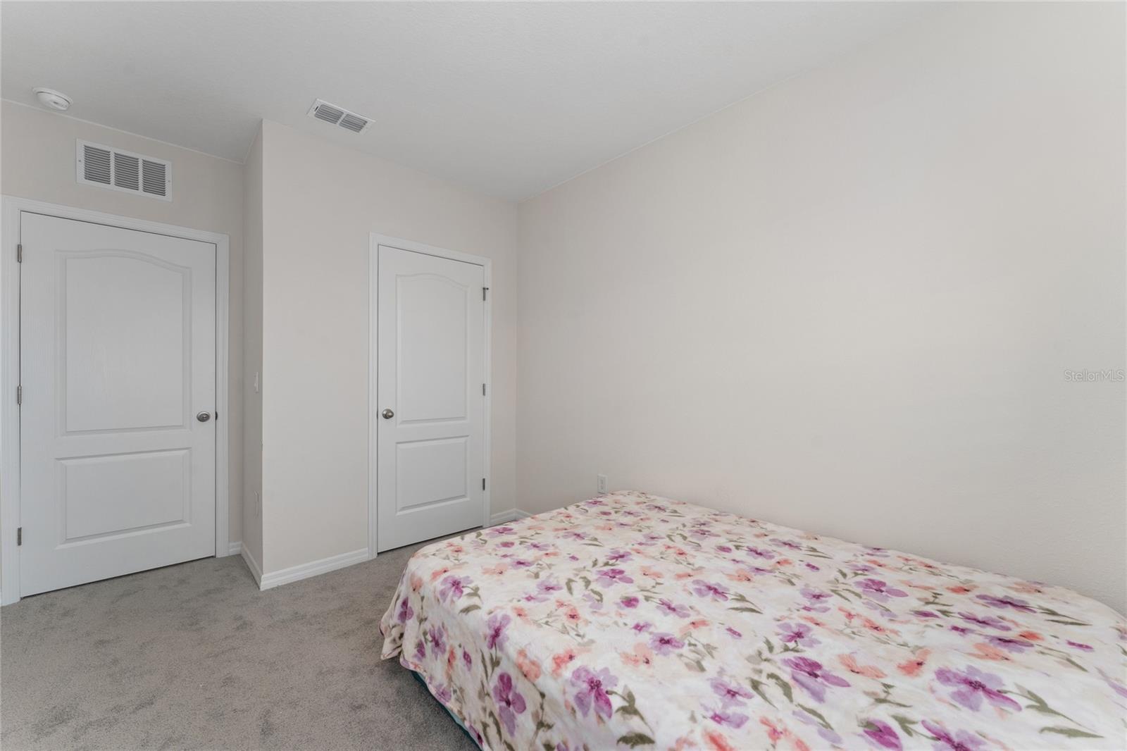 Image 18 of 28 For 2333 Penguin Boulevard