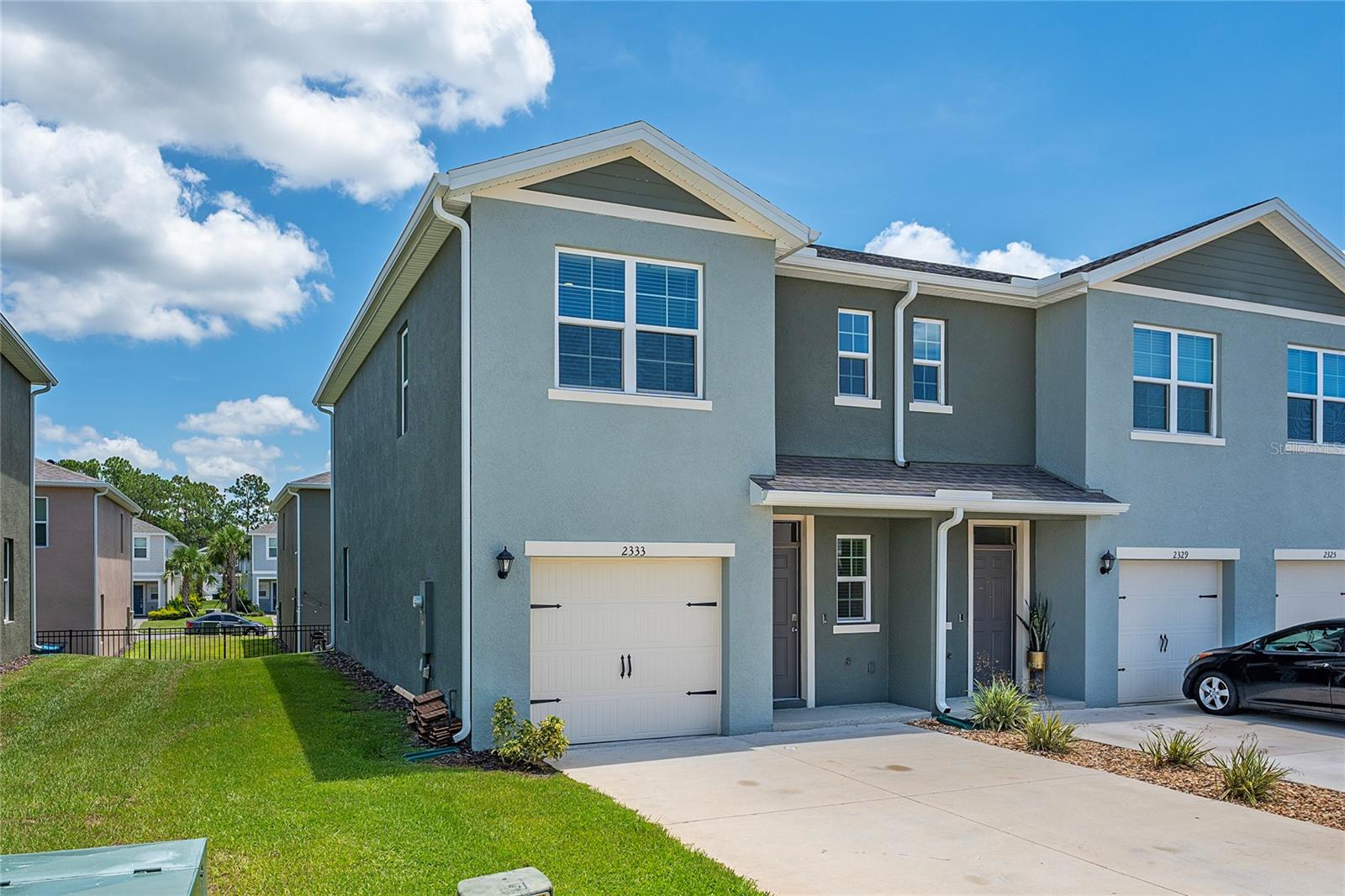 Image 3 of 28 For 2333 Penguin Boulevard
