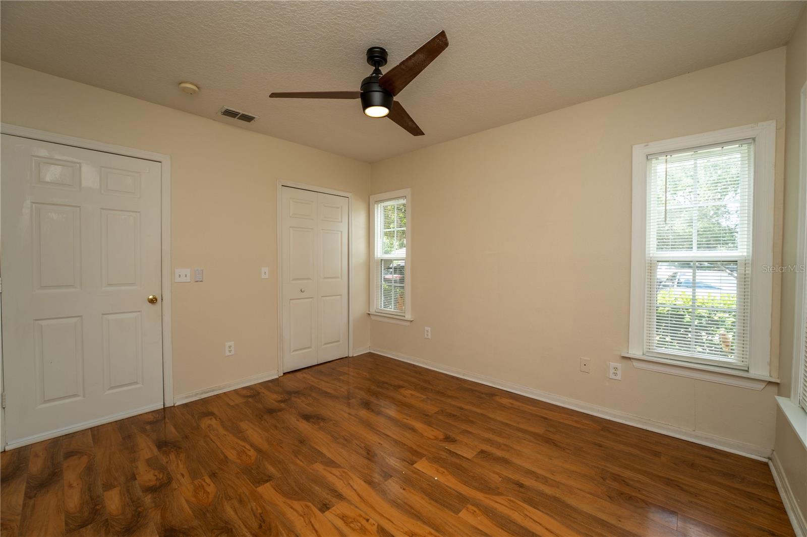 Image 17 of 19 For 6554 Swissco Drive 512