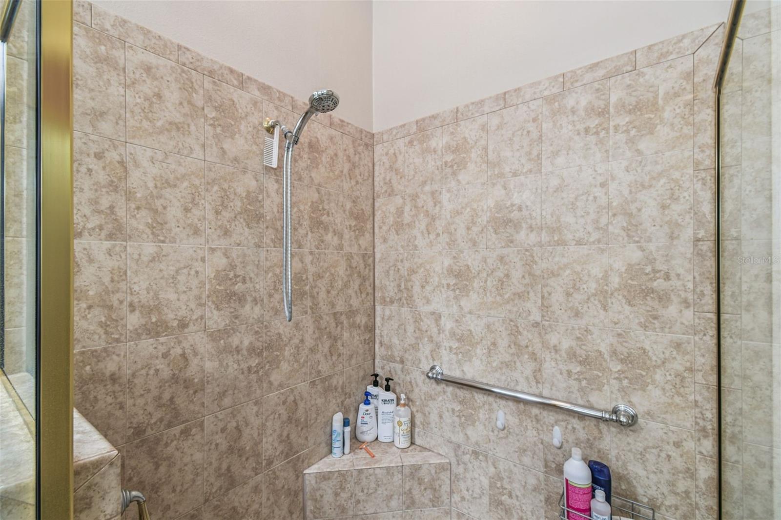 Listing photo id 30 for 141 Lemon Grove Drive