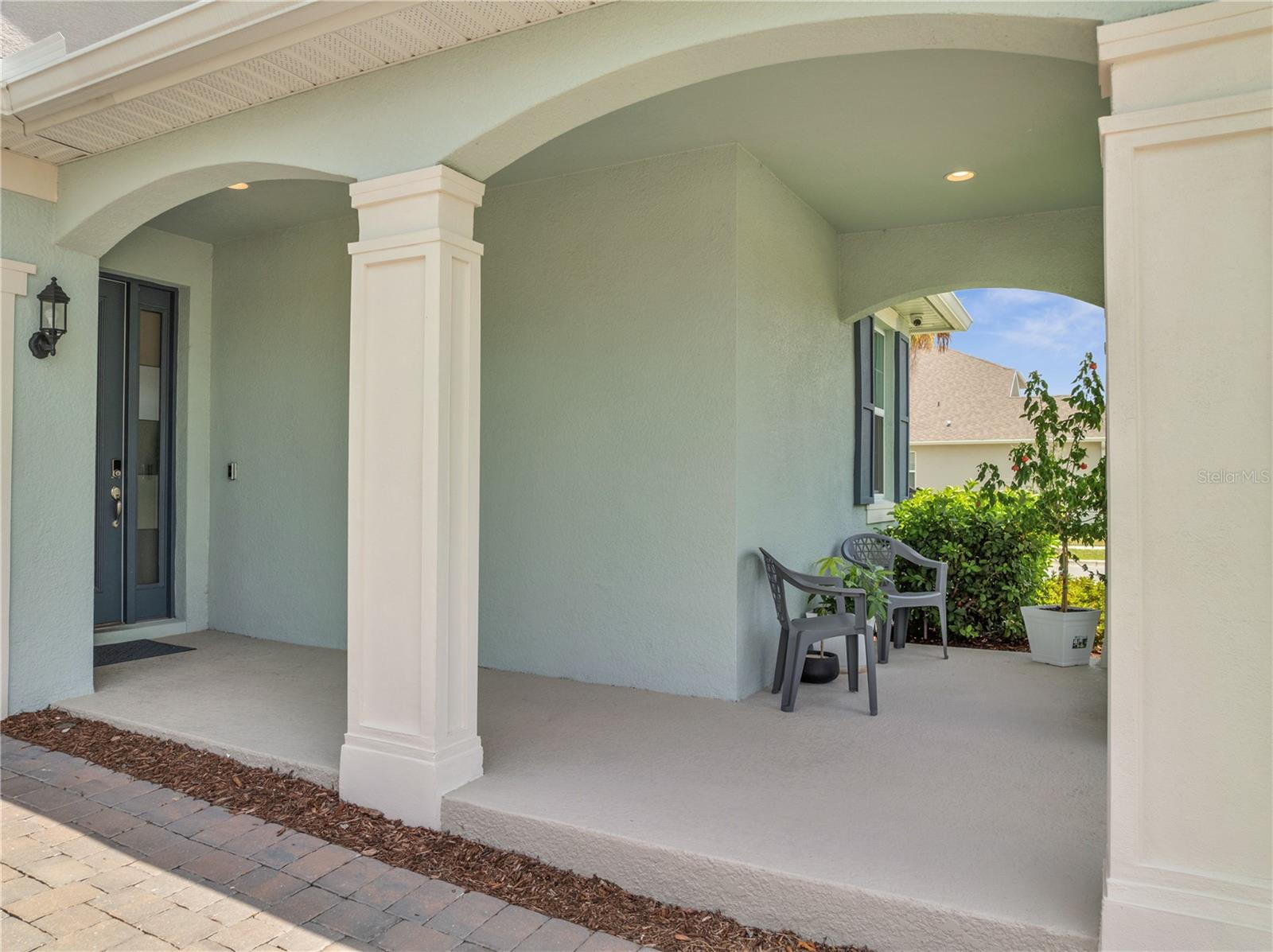 Image 4 of 88 For 19041 Blueleaf Street