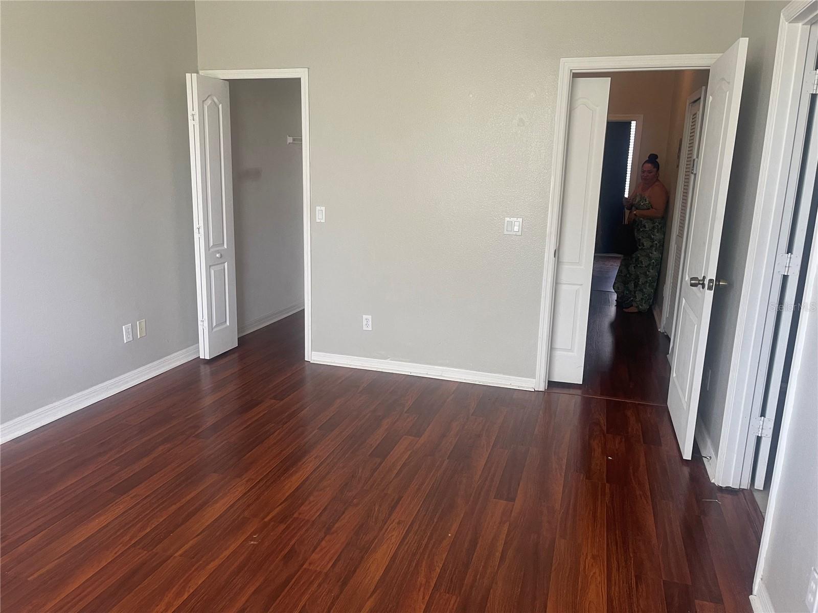 Image 3 of 7 For 3308 Wilshire Way Road 177