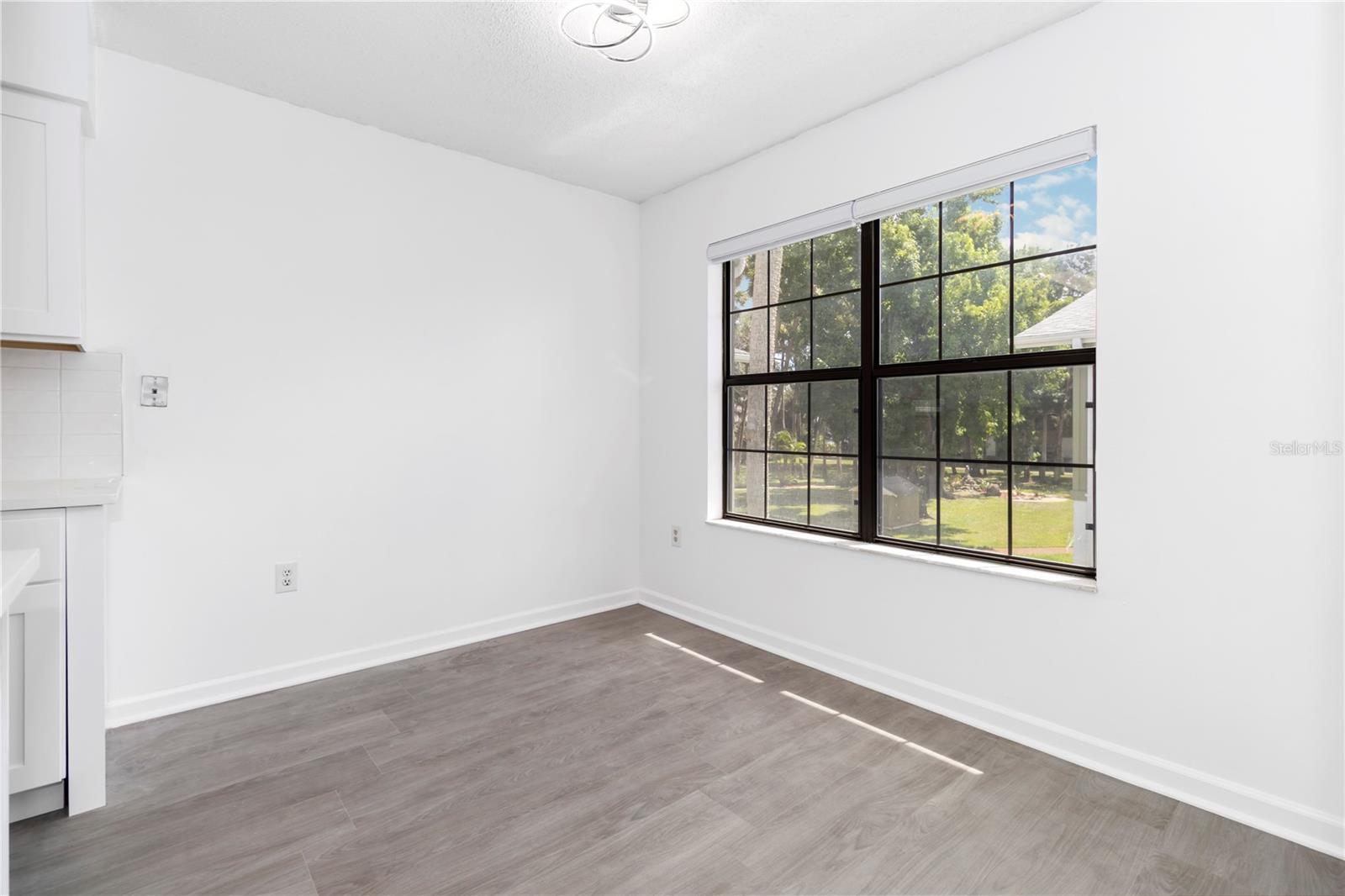 Image 20 of 30 For 840 Center Avenue 80