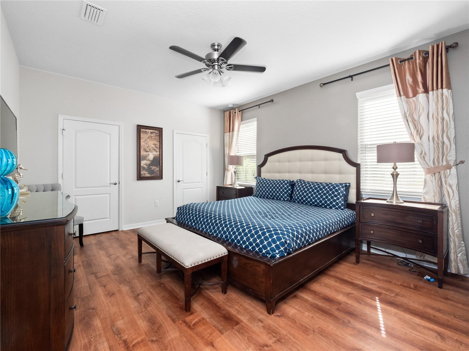 Image 11 of 50 For 8820 Rhodes Street