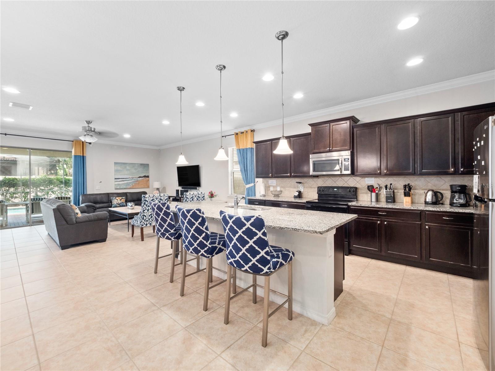 Image 8 of 50 For 8820 Rhodes Street