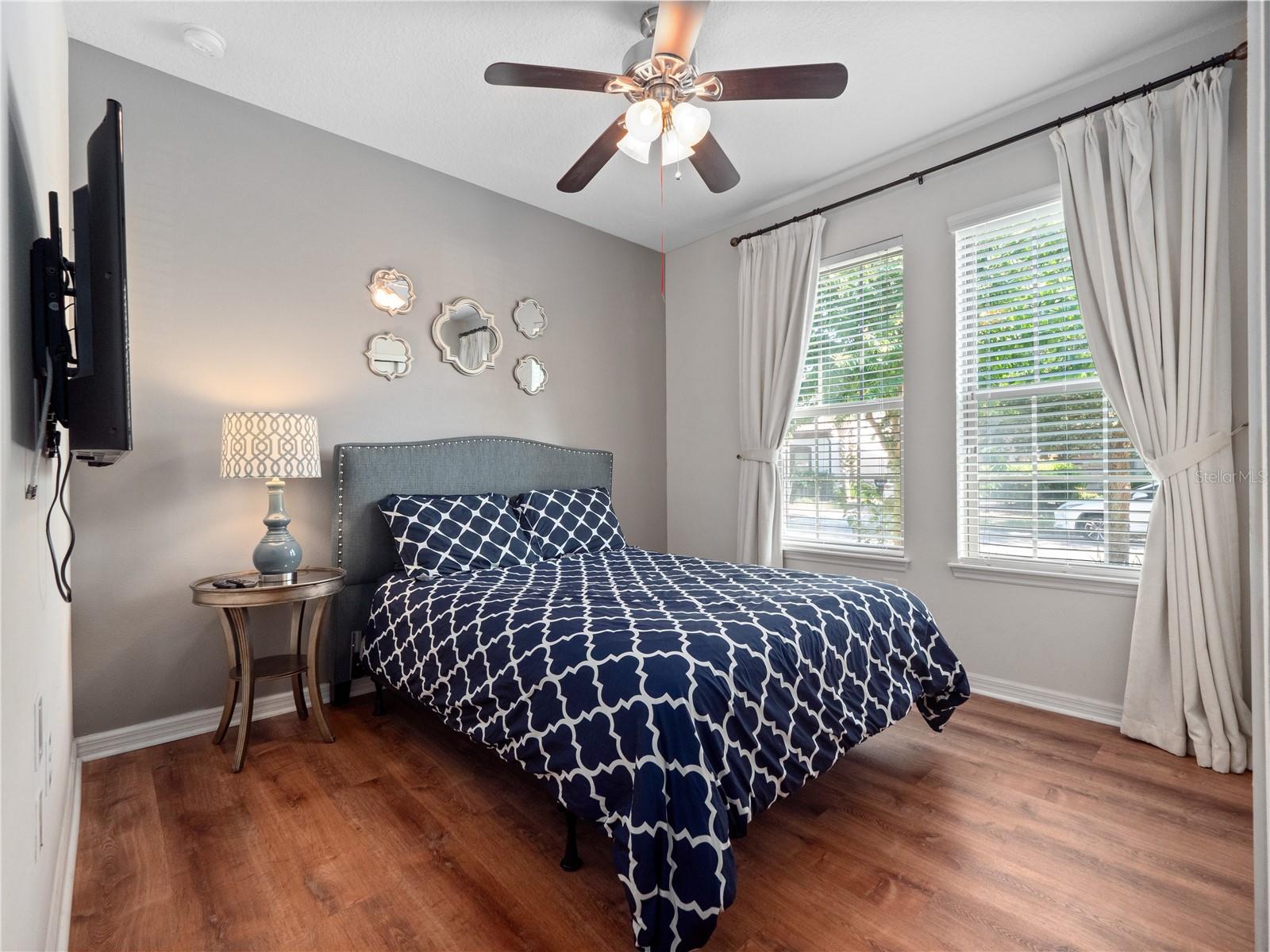 Image 17 of 49 For 8824 Rhodes Street