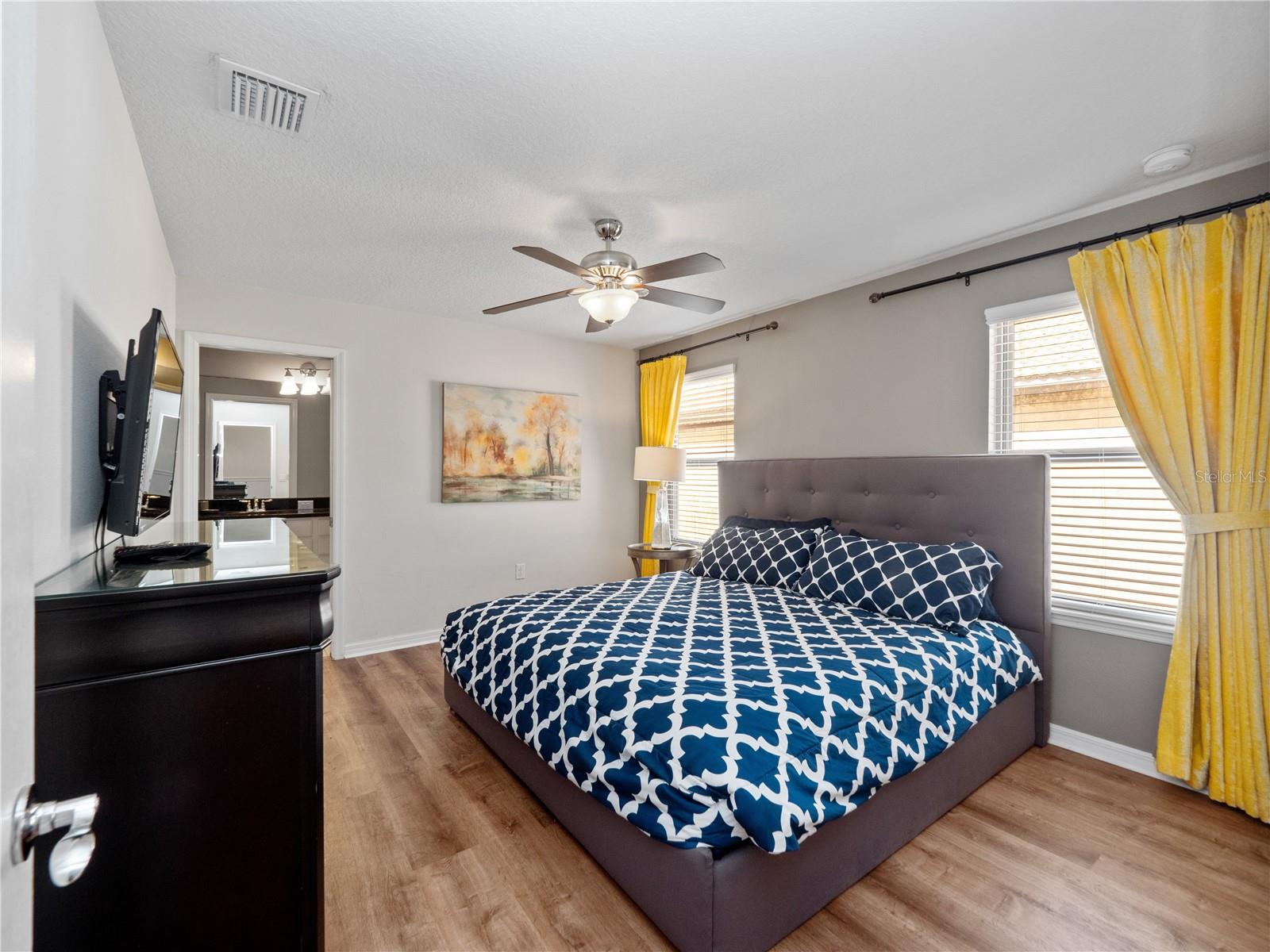 Image 34 of 49 For 8824 Rhodes Street