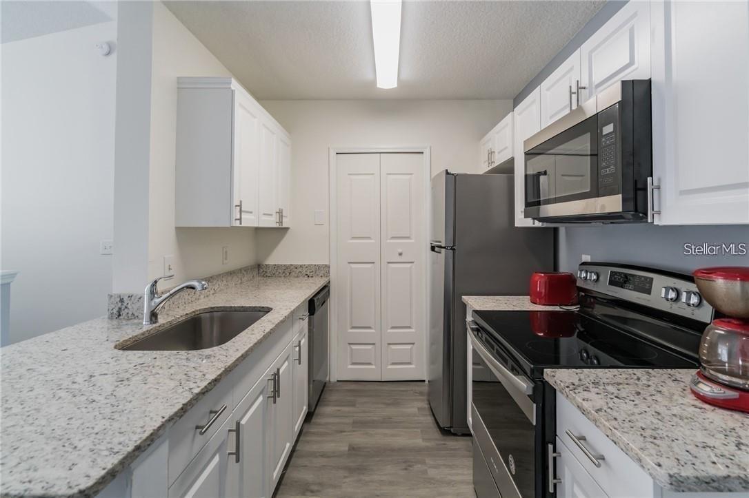 Image 5 of 13 For 4352 Kirkman Road 1202