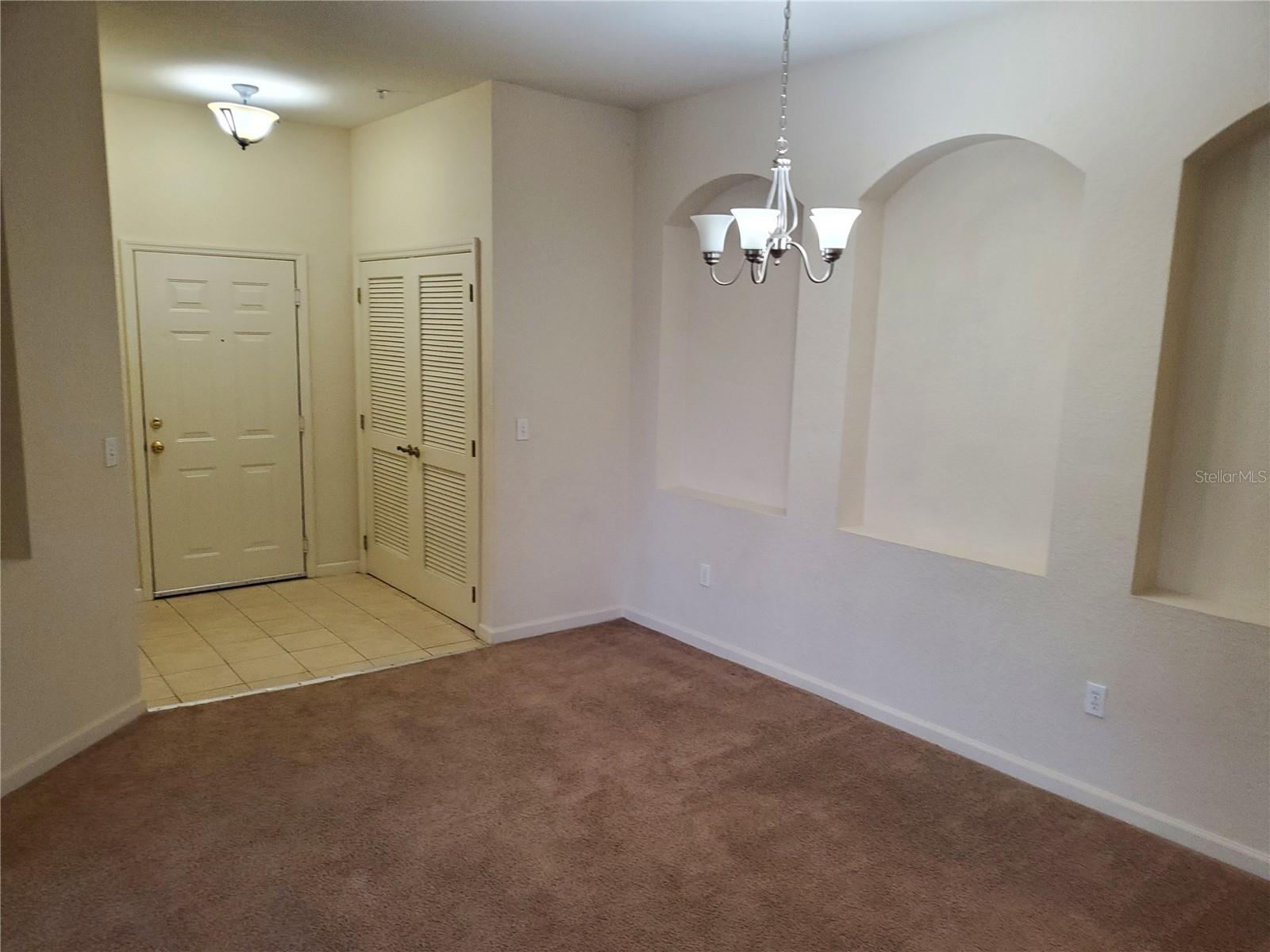 Image 11 of 36 For 3000 Laurel Park Lane 302