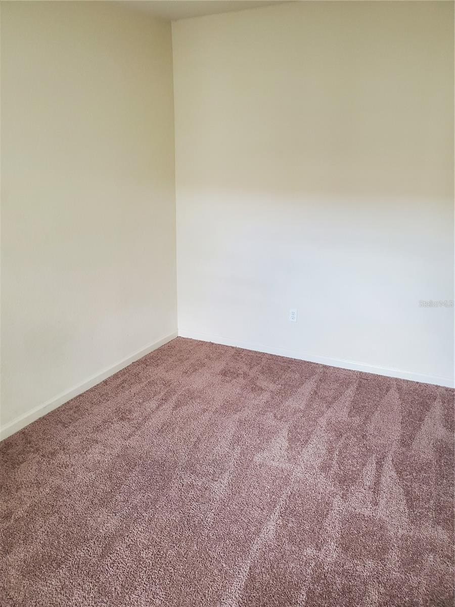 Image 18 of 36 For 3000 Laurel Park Lane 302