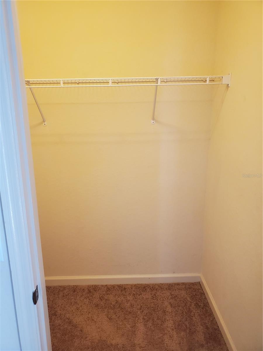 Image 29 of 36 For 3000 Laurel Park Lane 302