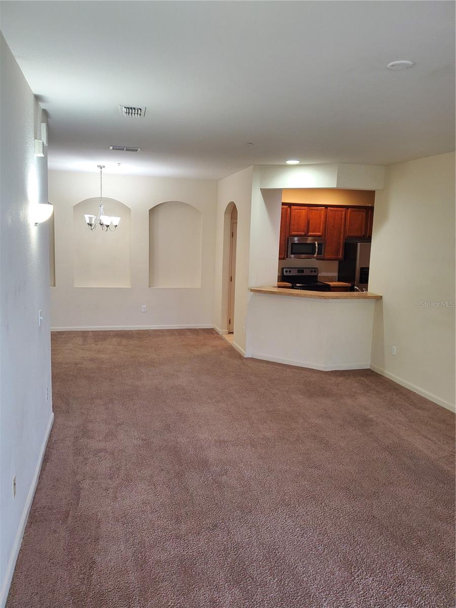 Image 33 of 36 For 3000 Laurel Park Lane 302