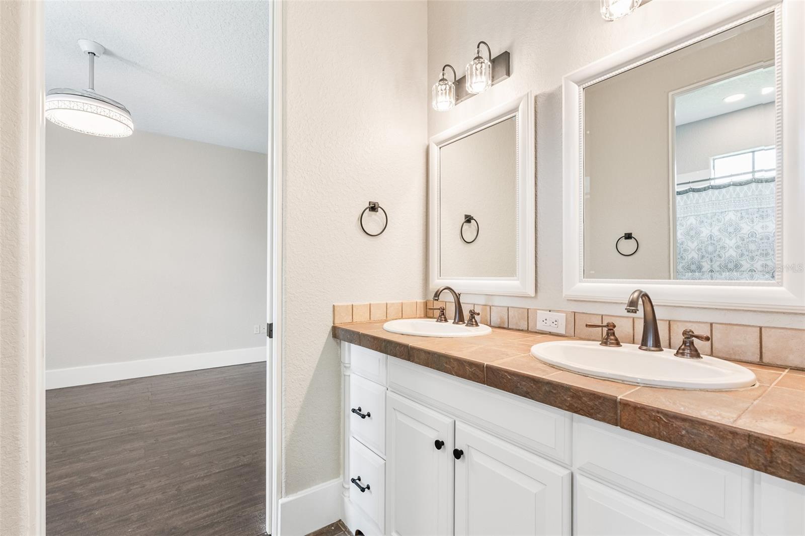 Image 55 of 72 For 2205 Eagles Landing Way