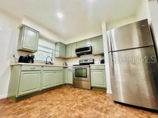 Image 4 of 28 For 1619 Montana Avenue 2