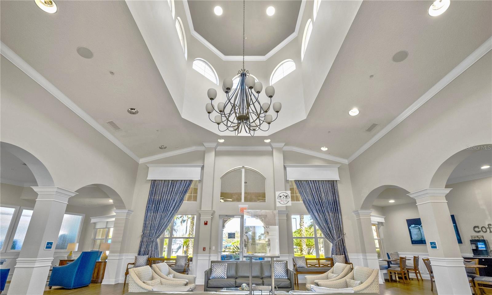 Image 18 of 92 For 8296 Portofino Drive 101