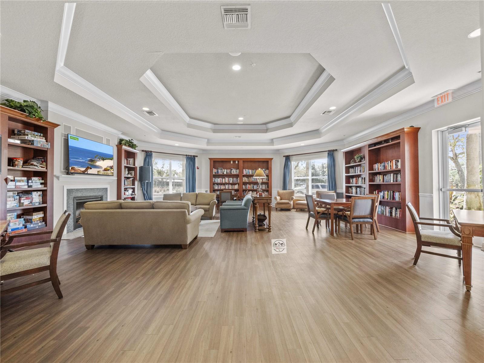 Image 23 of 92 For 8296 Portofino Drive 101